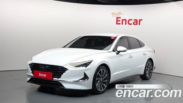 Hyundai Sonata (DN8)