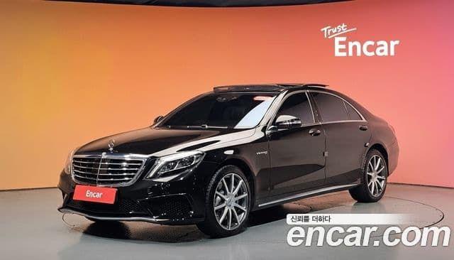 Mercedes-Benz S-Class W222
