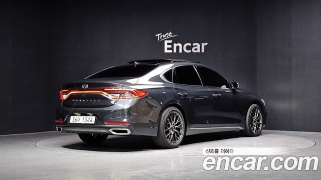 Hyundai Grandeur IG 2