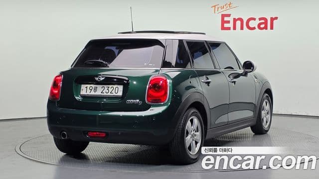 MINI Cooper D 2