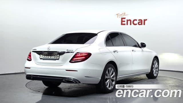 Mercedes-Benz E-Class W213 2