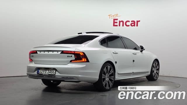 Volvo S90 2