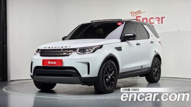 Land Rover Discovery 5
