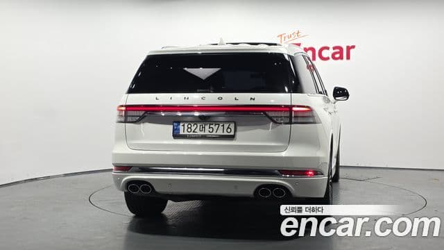Lincoln Aviator 2nd Gen 4