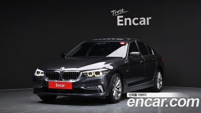 BMW 5 Series (G30)