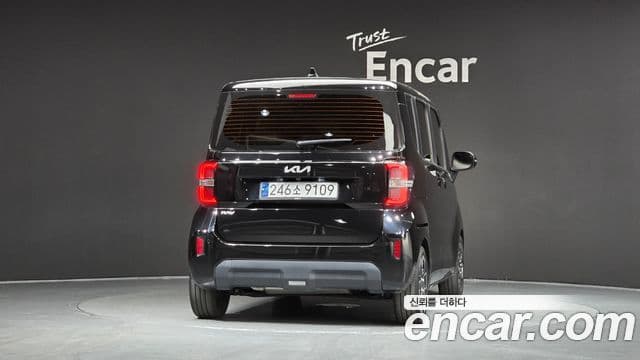 Kia The New Kia Ray 4