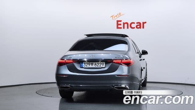 Mercedes-Benz S-Class W223 4