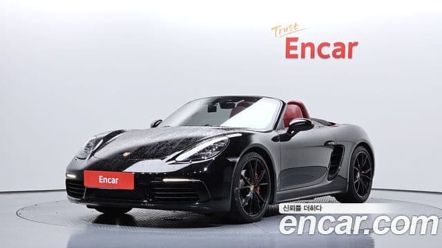 Porsche 718 Boxster 1