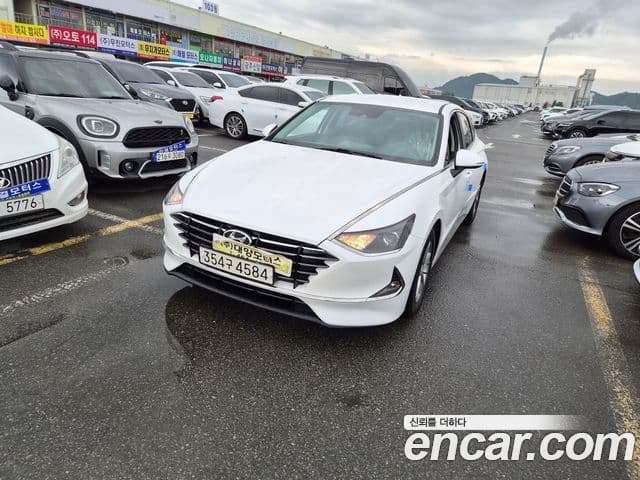 Hyundai Sonata (DN8)