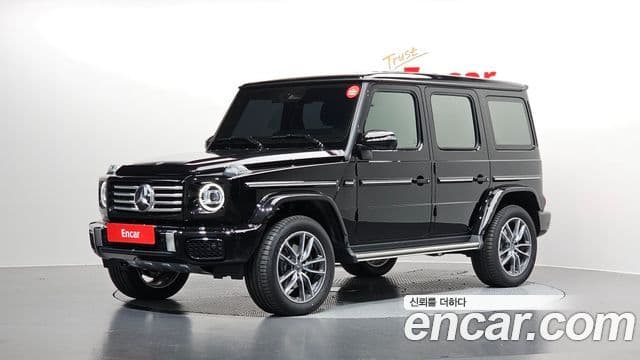 Mercedes-Benz G-Class W465