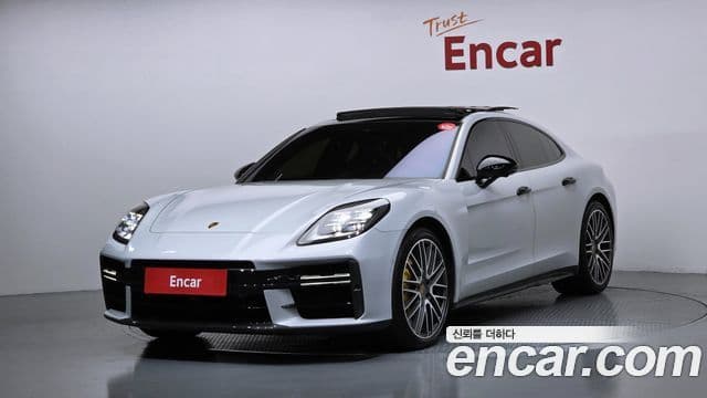 Porsche Panamera (976)