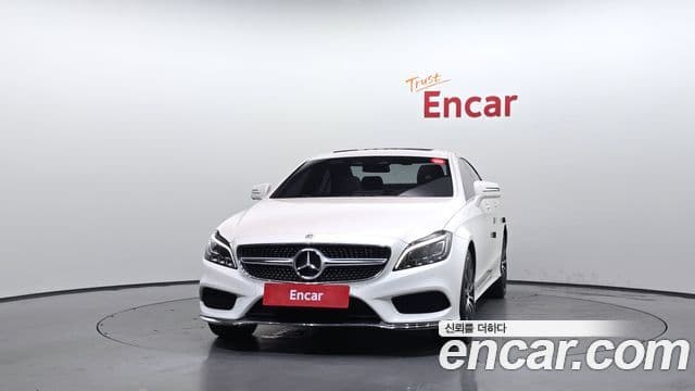 Mercedes-Benz CLS-Class W218 3