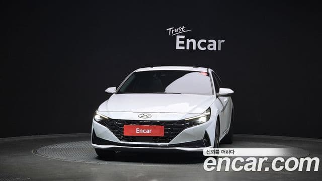 Hyundai Avante (CN7) 3