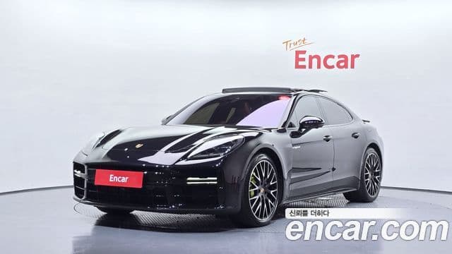 Porsche Panamera (976) 1