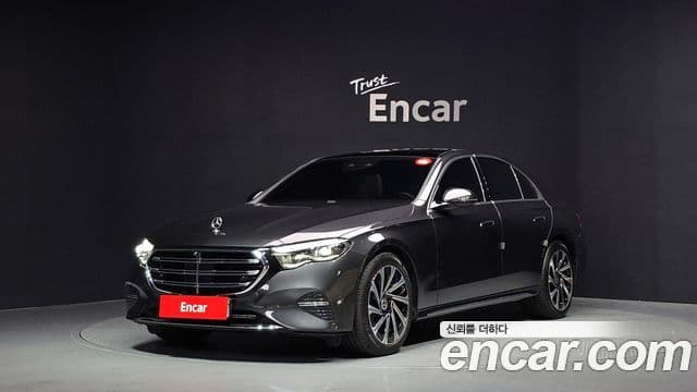 Mercedes-Benz E-Class W214