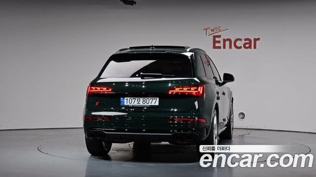 Audi SQ5 (FY) 4