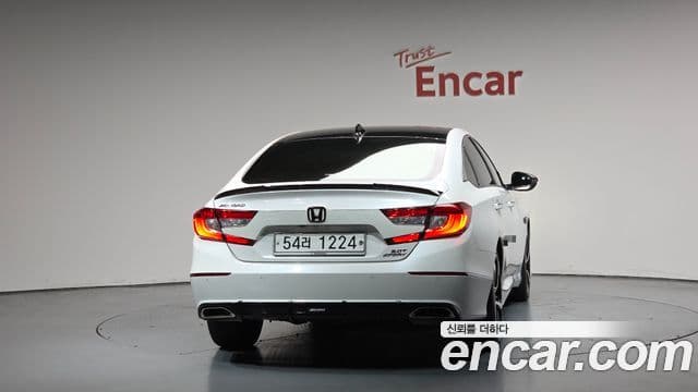 Honda Accord 10th Gen 4