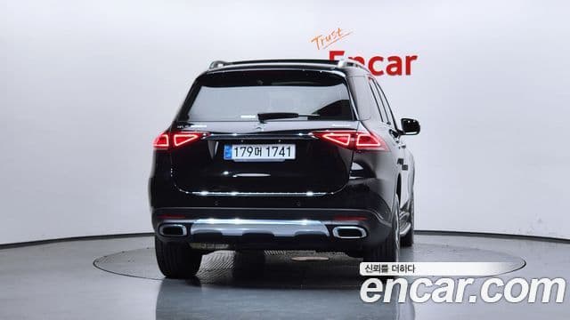 Mercedes-Benz GLE-Class W167 4