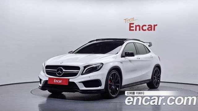Mercedes-Benz GLA-Class X156