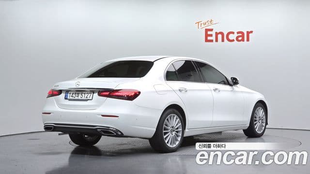 Mercedes-Benz E-Class W213 2