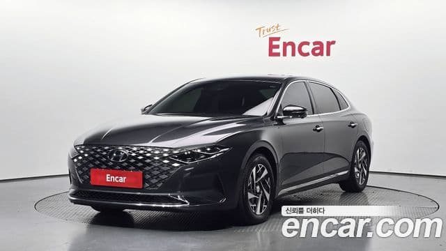Hyundai The New Grandeur IG Hybrid 1
