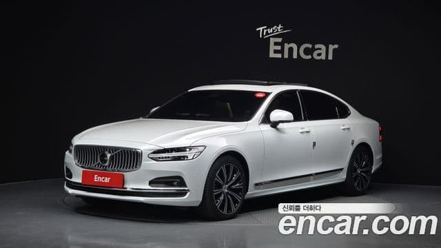 Volvo S90 1