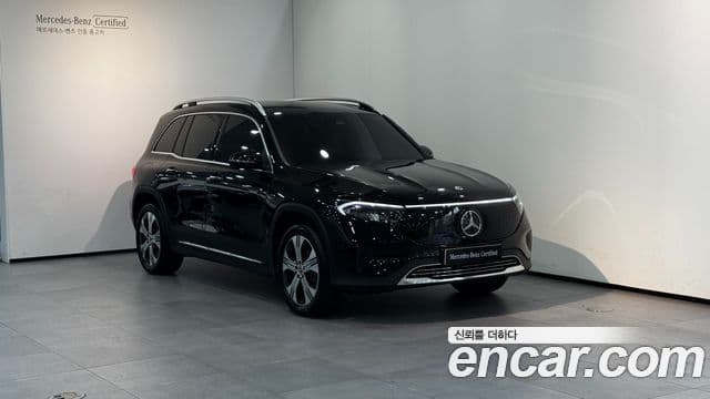 Mercedes-Benz EQB X243