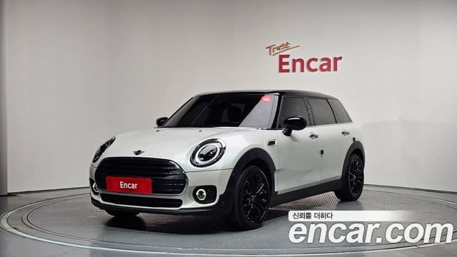 MINI Cooper Clubman 1