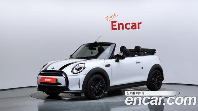 MINI Cooper Convertible 1