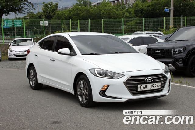 Hyundai Avante AD 3