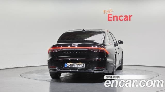 Hyundai The New Grandeur IG Hybrid 4