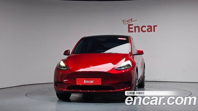 Tesla Model Y 3