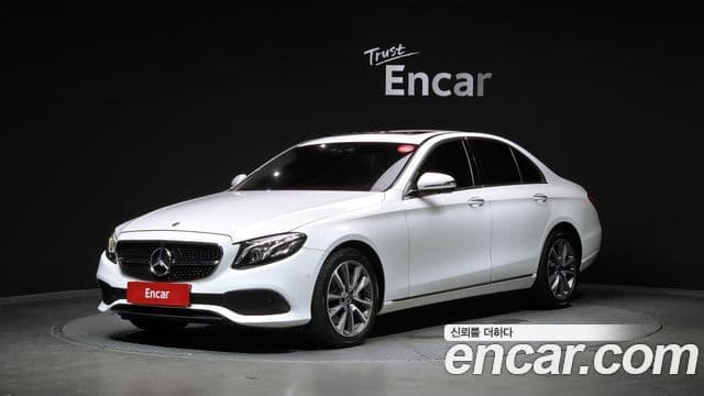 Mercedes-Benz E-Class W213 1