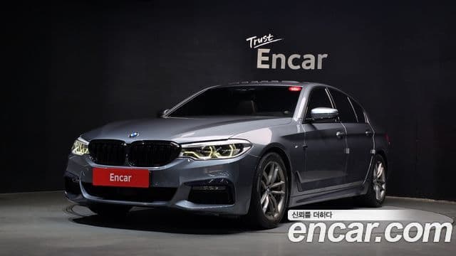 BMW 5 Series (G30)
