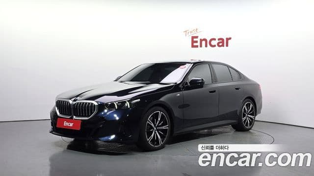 BMW 5 Series (G60)