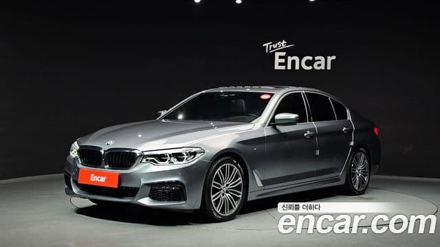 BMW 5 Series (G30)