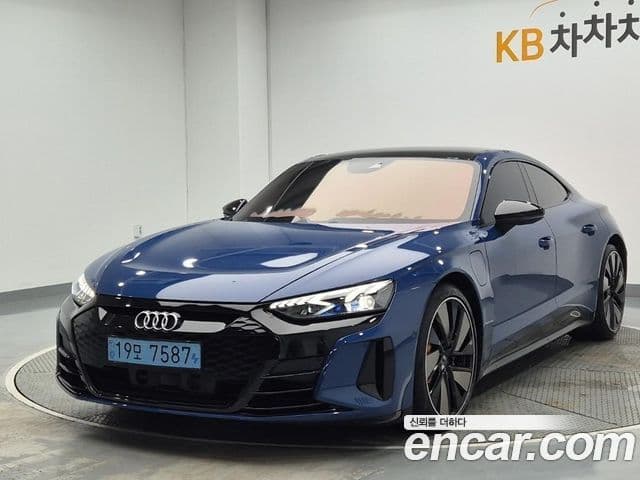 Audi e-tron GT
