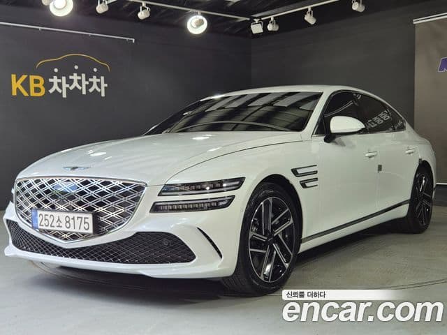 Genesis G80 (RG3)