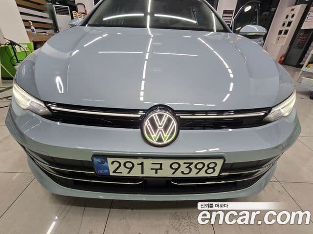 Volkswagen Golf 8th Gen 4
