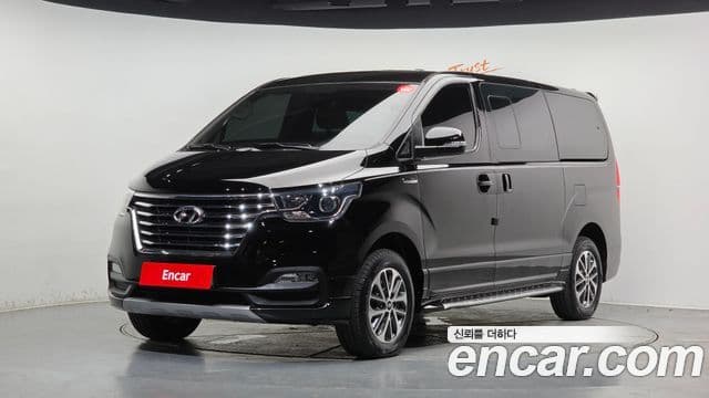 Hyundai The New Grand Starex