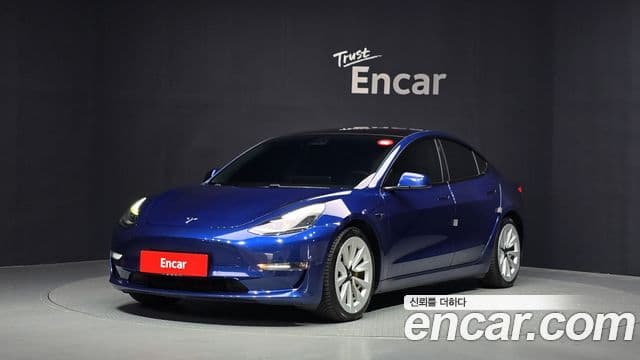 Tesla Model 3 1