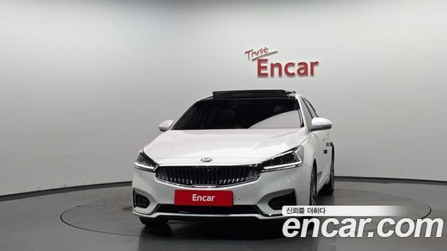 Kia All New K7 Hybrid 3