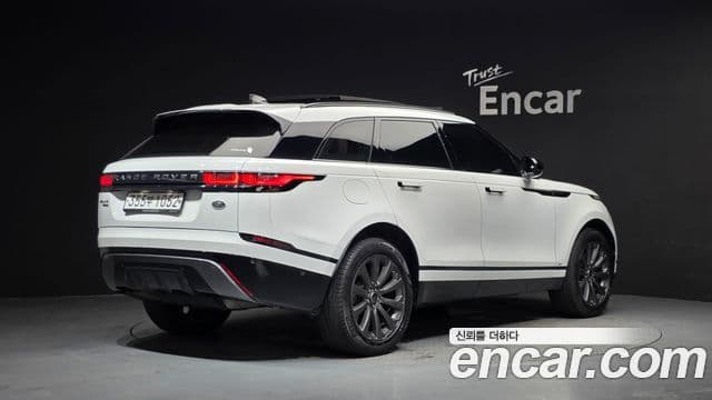 Land Rover Range Rover Velar 2