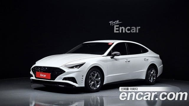 Hyundai Sonata (DN8)