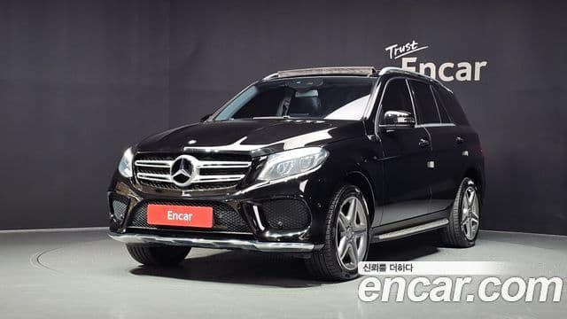Mercedes-Benz GLE-Class W166