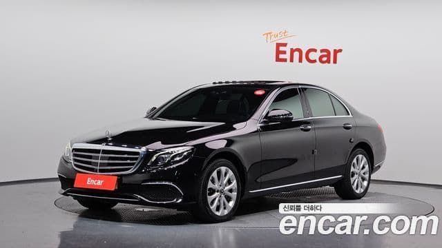 Mercedes-Benz E-Class W213 1