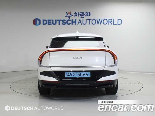 Kia The New EV6 4