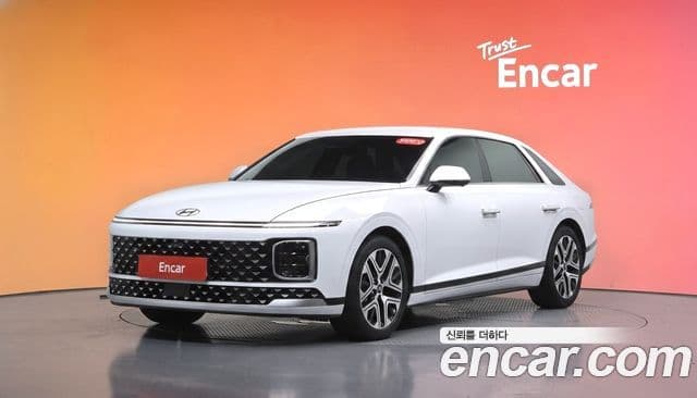 Hyundai Grandeur Hybrid (GN7)