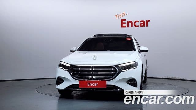 Mercedes-Benz E-Class W214 3