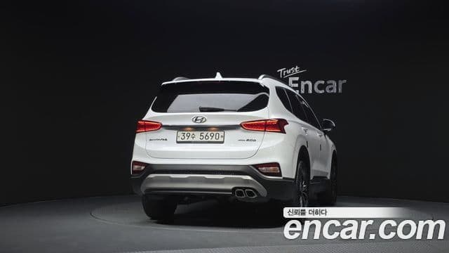 Hyundai Santa Fe TM 4
